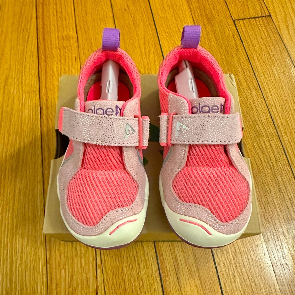 BNWT Plae Pink/Dewberry Shoes, Kids Size 7